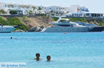 Psarou beach Mykonos | Psarou strand | De Griekse Gids foto 28